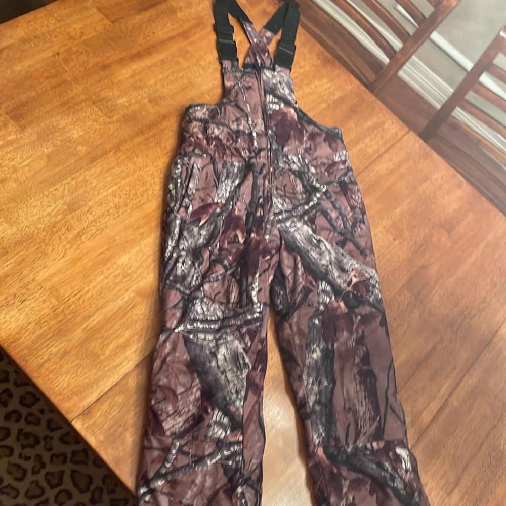 Overall adjustable hunting pant size L 10/12 Outfitters Ridge